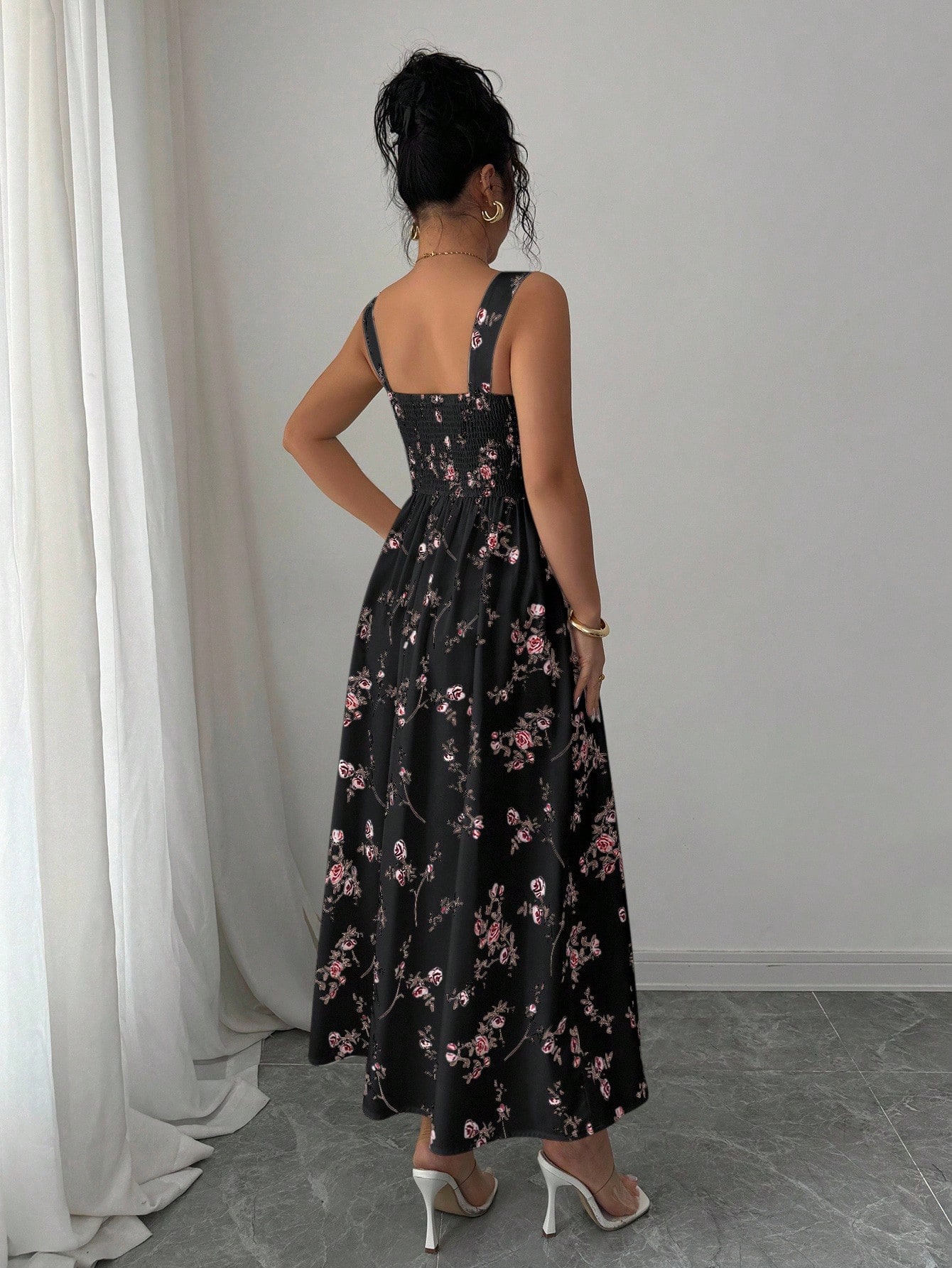 เดรสยาวลายดอกไม้สำหรับผู้หญิง  - French Vintage Floral Midi Dress บทวิจารณ์และราคา
